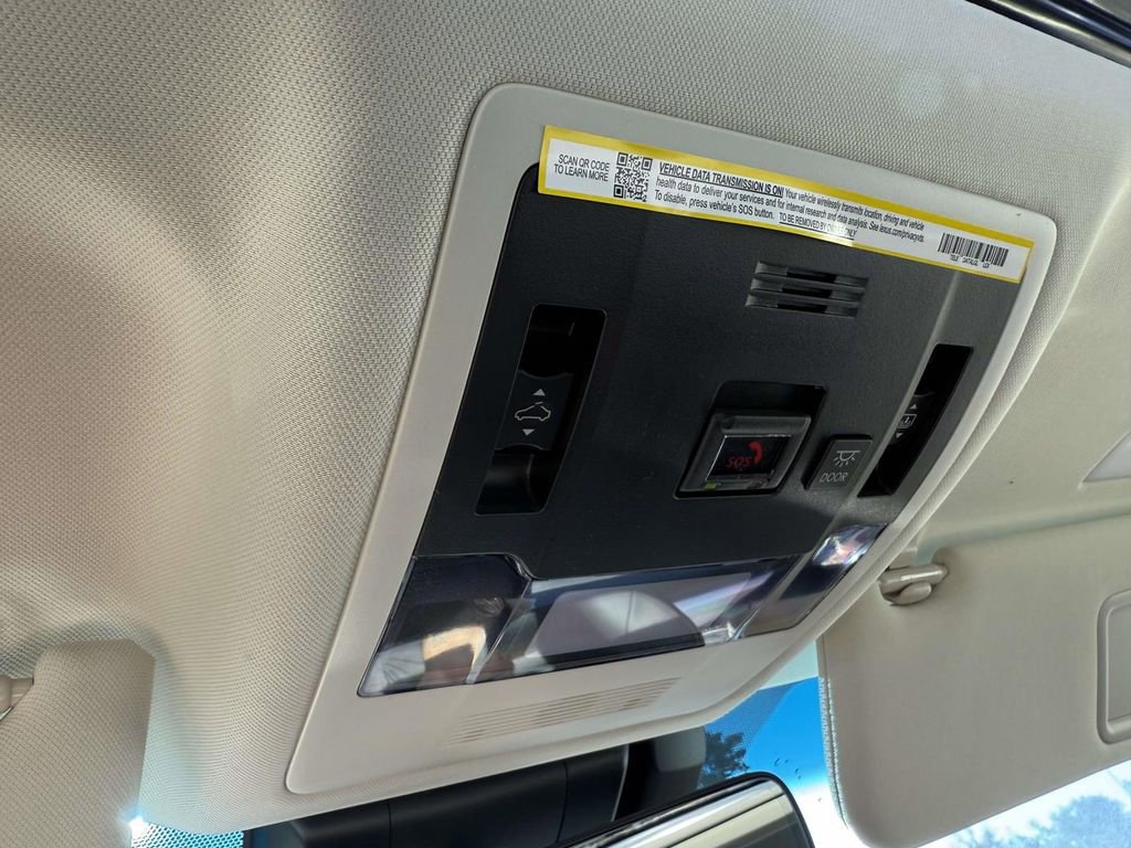 Used 2025 Lexus ES 350 w/ Luxury Package image 26