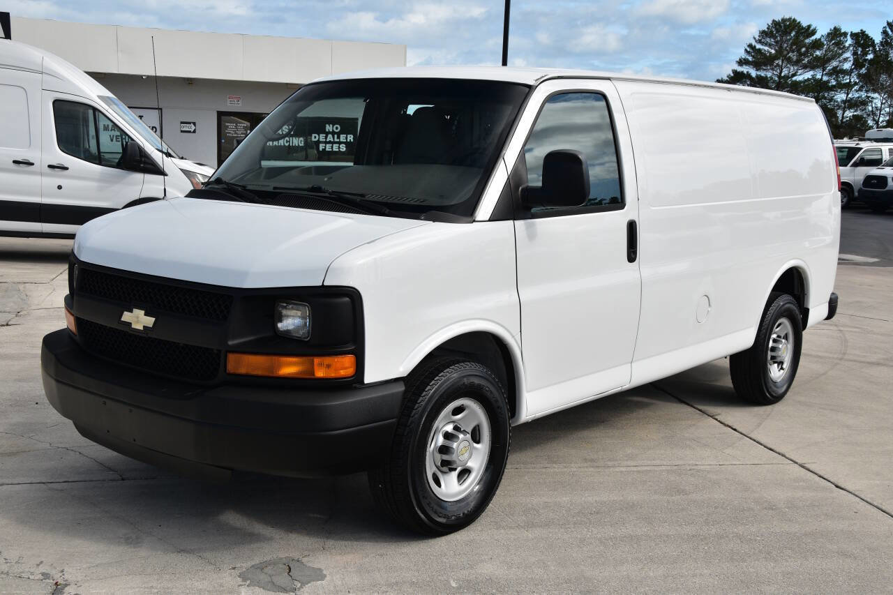 Used 2012 Chevrolet Express 2500 2500 3dr Cargo Van w/ 1WT image 3