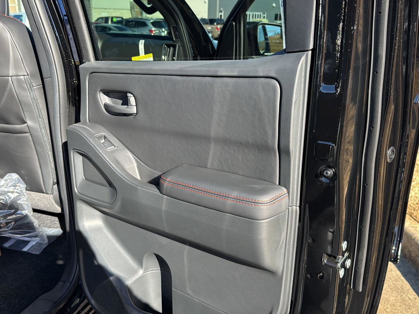 New 2026 Nissan Frontier PRO-4X w/ Pro Premium Package AWD/4WD image 14