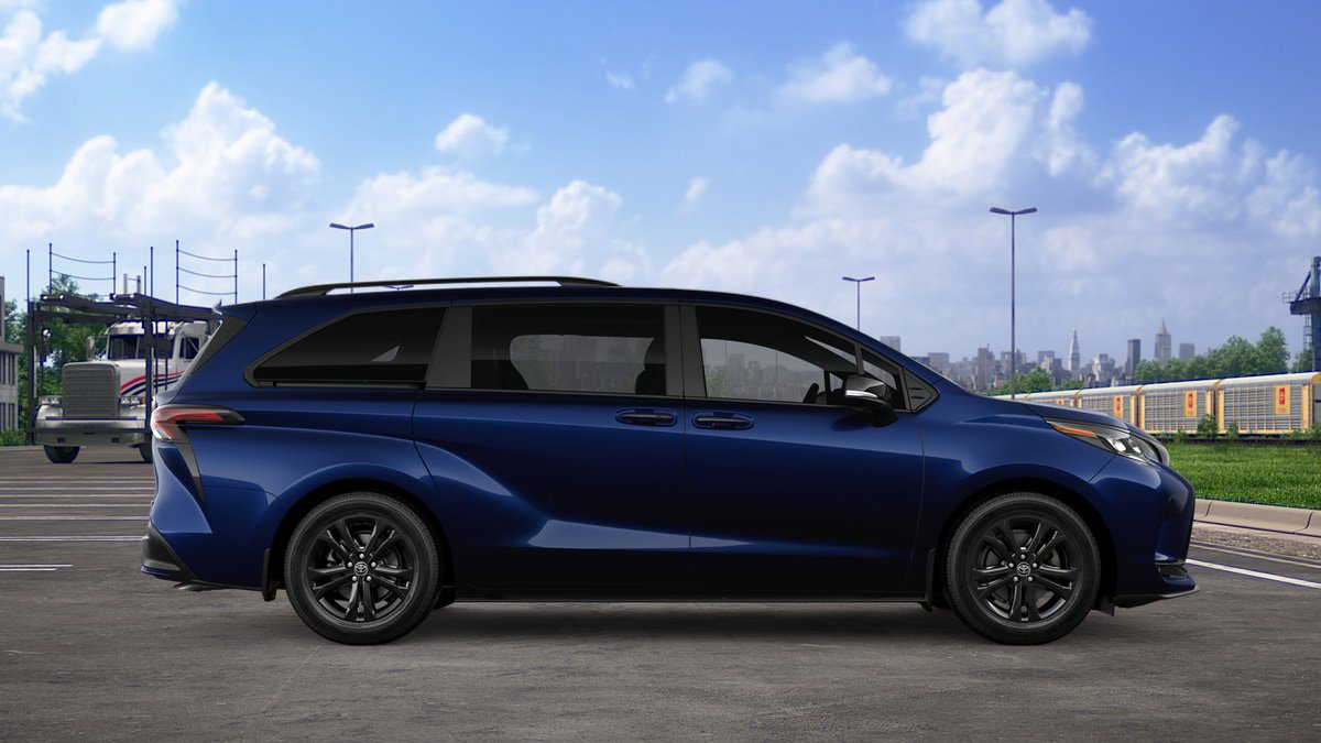 New 2026 Toyota Sienna XSE AWD/4WD image 12