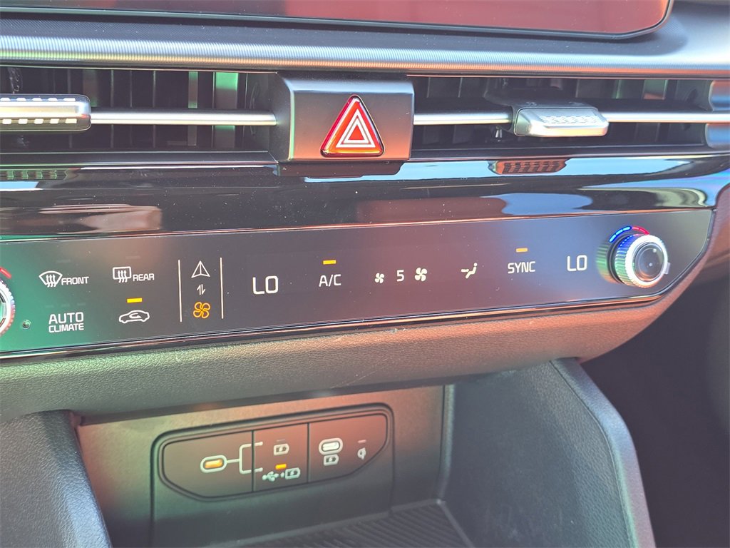 New 2026 Kia Sportage SX image 28