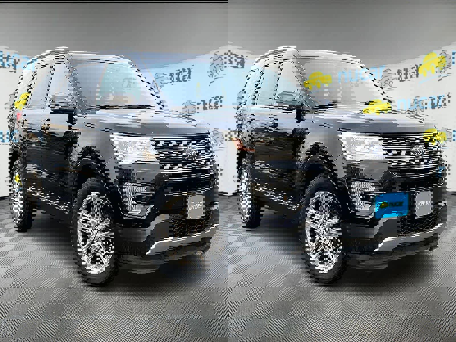 Used 2017 Ford Explorer XLT w/ Equipment Group 202A AWD/4WD image 1