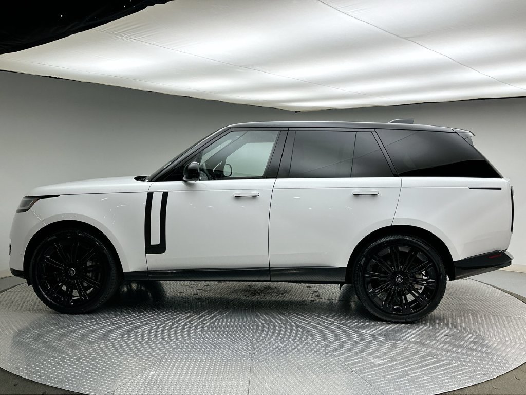 Certified 2025 Land Rover Range Rover SE AWD/4WD image 10