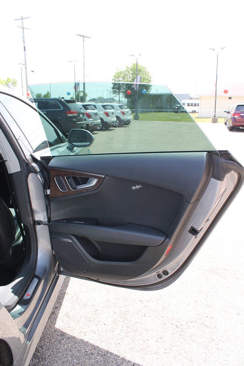 Used 2016 Audi A7 3.0T Premium Plus w/ 20" Wheel & Tire Package image 24