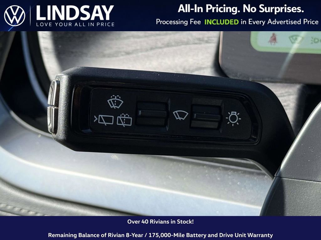 Used 2023 Rivian R1S Launch Edition image 23