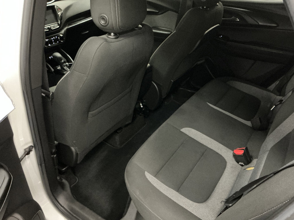 Used 2022 Chevrolet TrailBlazer LT w/ Convenience Package FWD image 22