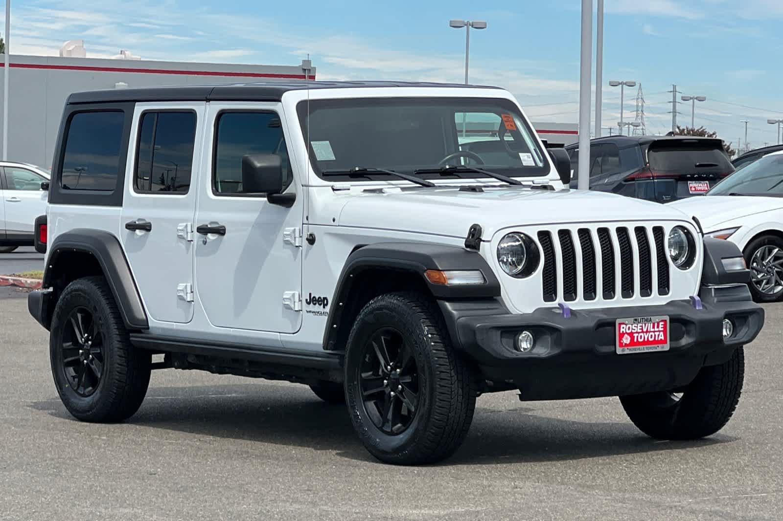 Used 2022 Jeep Wrangler Unlimited Sport AWD/4WD image 5