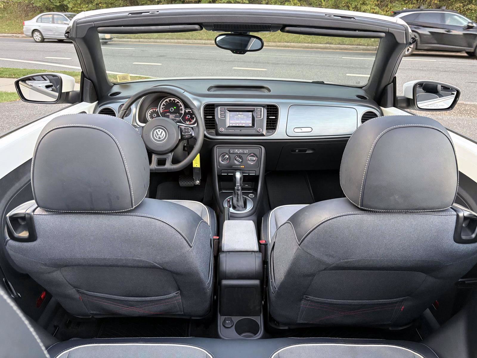 Used 2016 Volkswagen Beetle 1.8T Denim FWD image 20