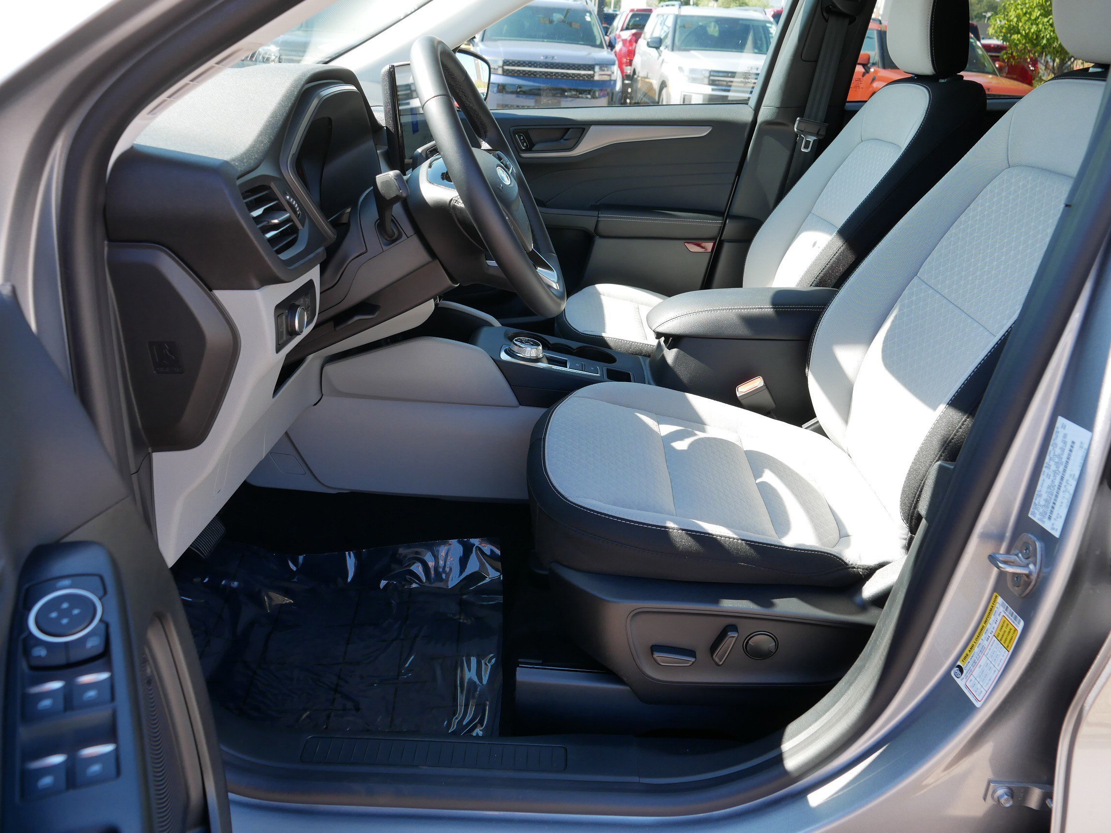Used 2024 Ford Escape Active w/ Tech Pack #1 image 12