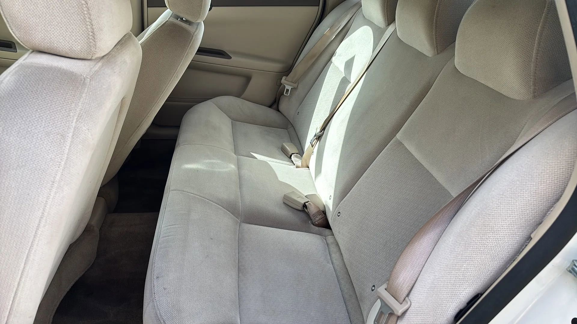 Used 2007 Chevrolet Impala LT image 18