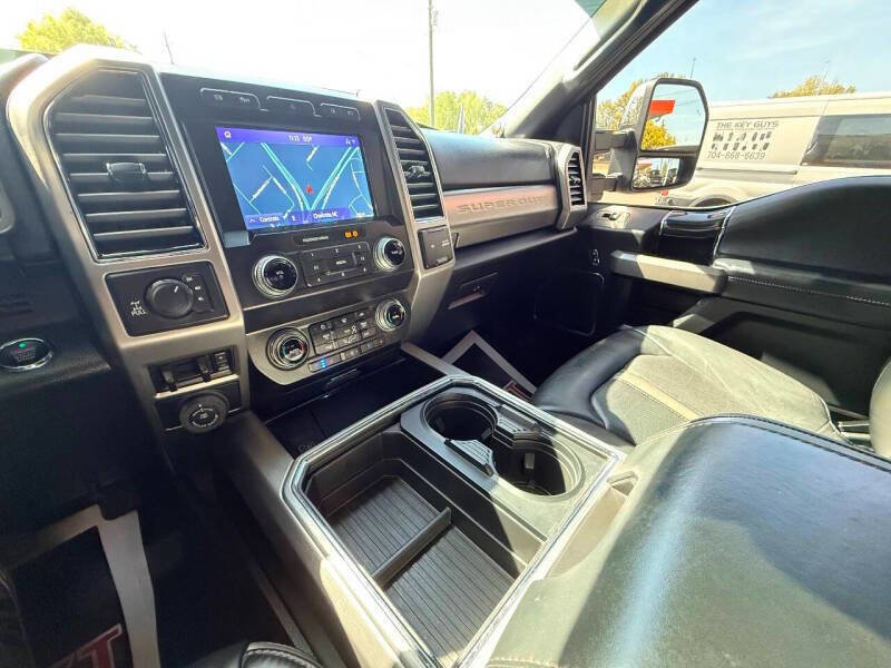 Used 2020 Ford F250 Platinum AWD/4WD image 26