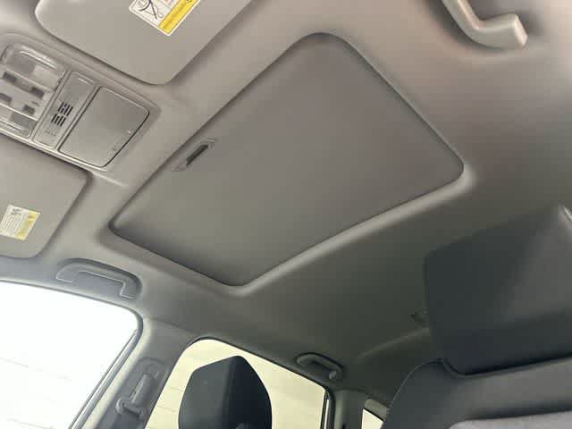 Used 2020 Honda CR-V EX image 27
