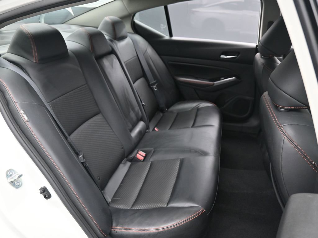 Used 2023 Nissan Altima 2.5 SR image 29