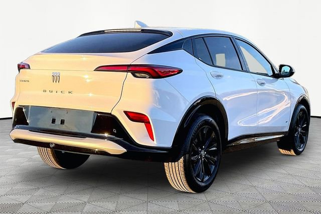 Used 2025 Buick Envista Sport Touring image 5