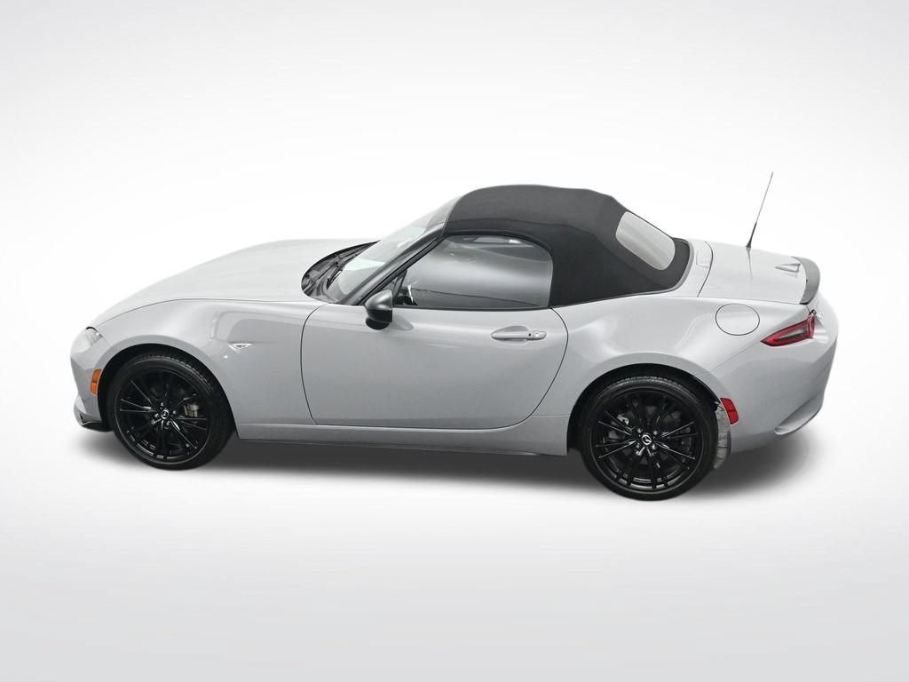 Used 2025 MAZDA MX-5 Miata Club RWD image 27