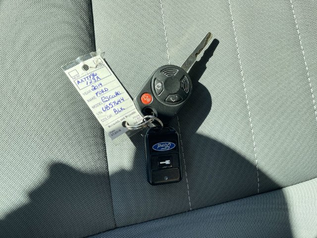 Used 2014 Ford Escape SE FWD image 32