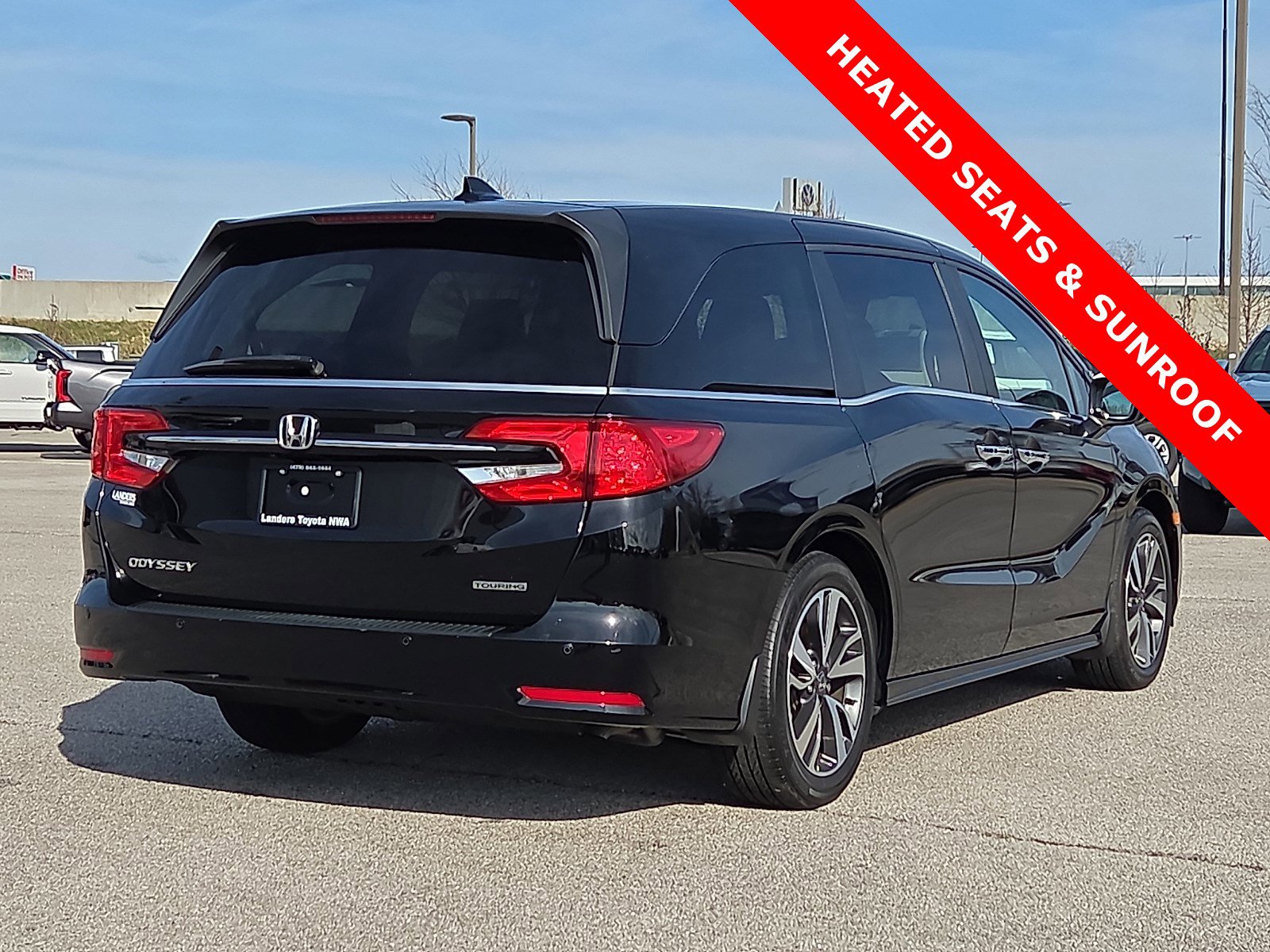 Used 2024 Honda Odyssey Touring image 5