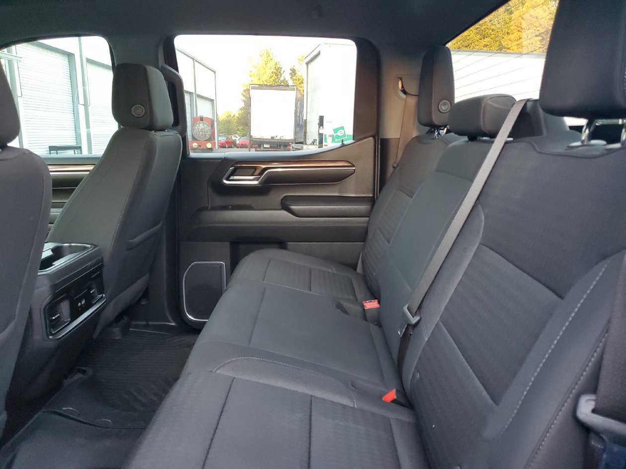 Used 2022 Chevrolet Silverado 1500 LT Trail Boss w/ Protection Package AWD/4WD image 12
