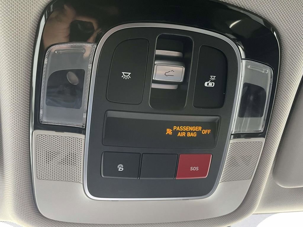 Certified 2023 Hyundai Tucson Limited w/ Winter Package image 24