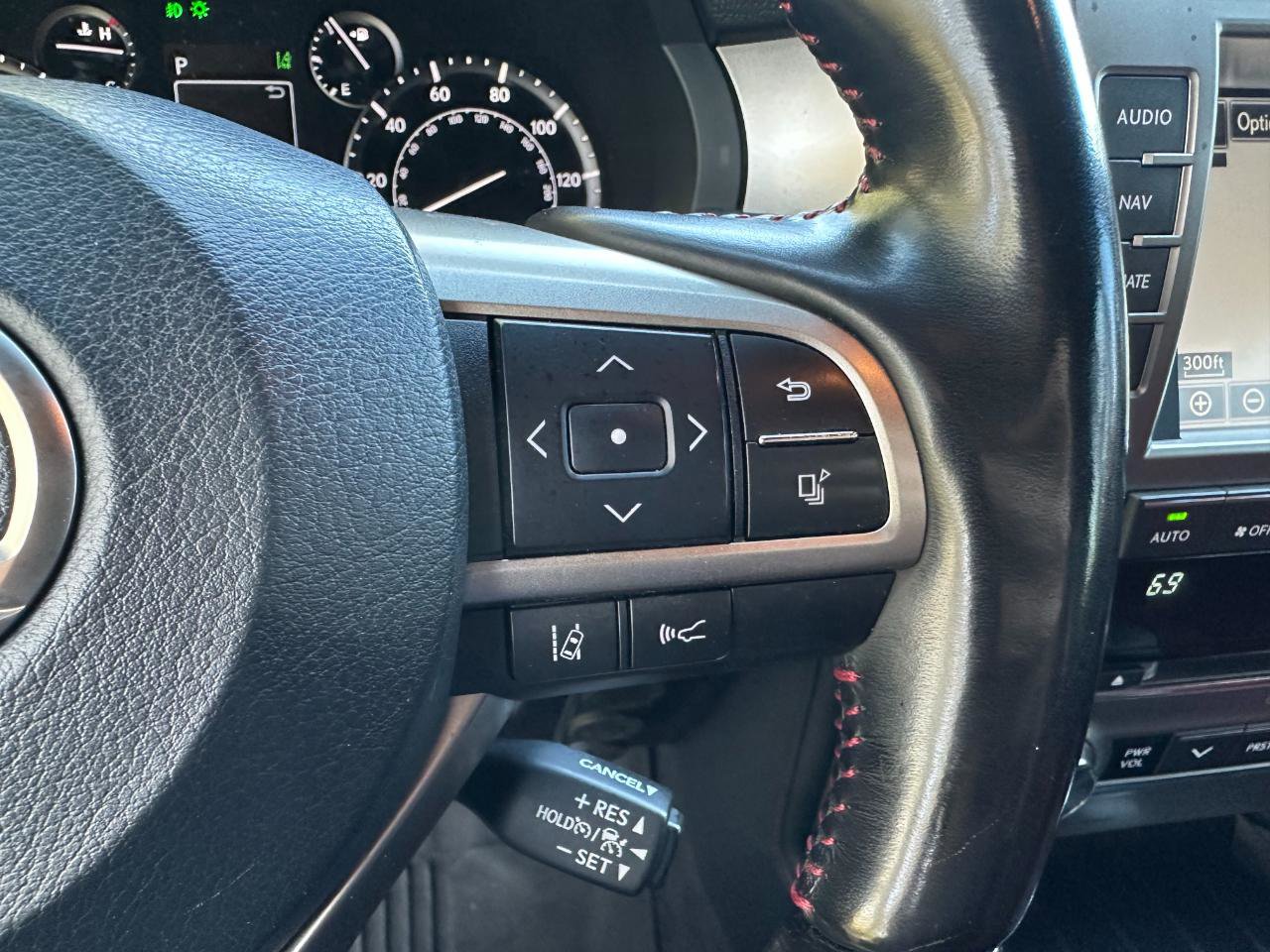 Used 2021 Lexus GX 460 Premium w/ Premium Package image 39