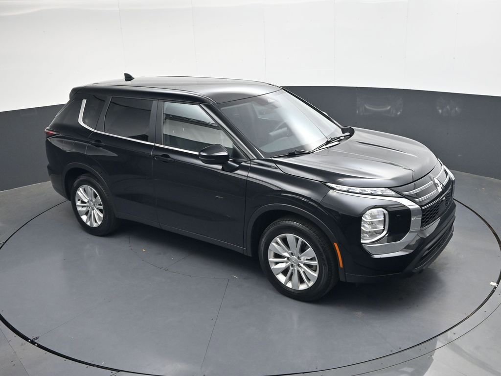 Used 2025 Mitsubishi Outlander ES AWD/4WD image 21