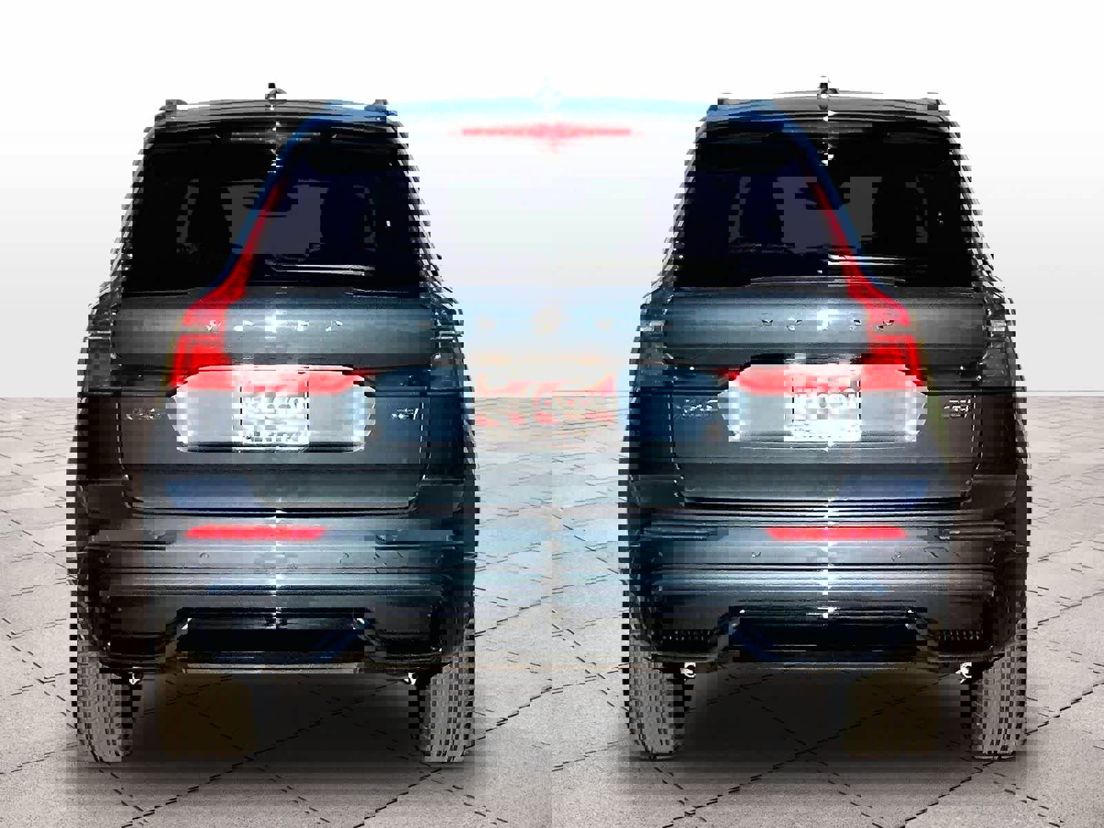 Used 2025 Volvo XC60 B5 Core image 7