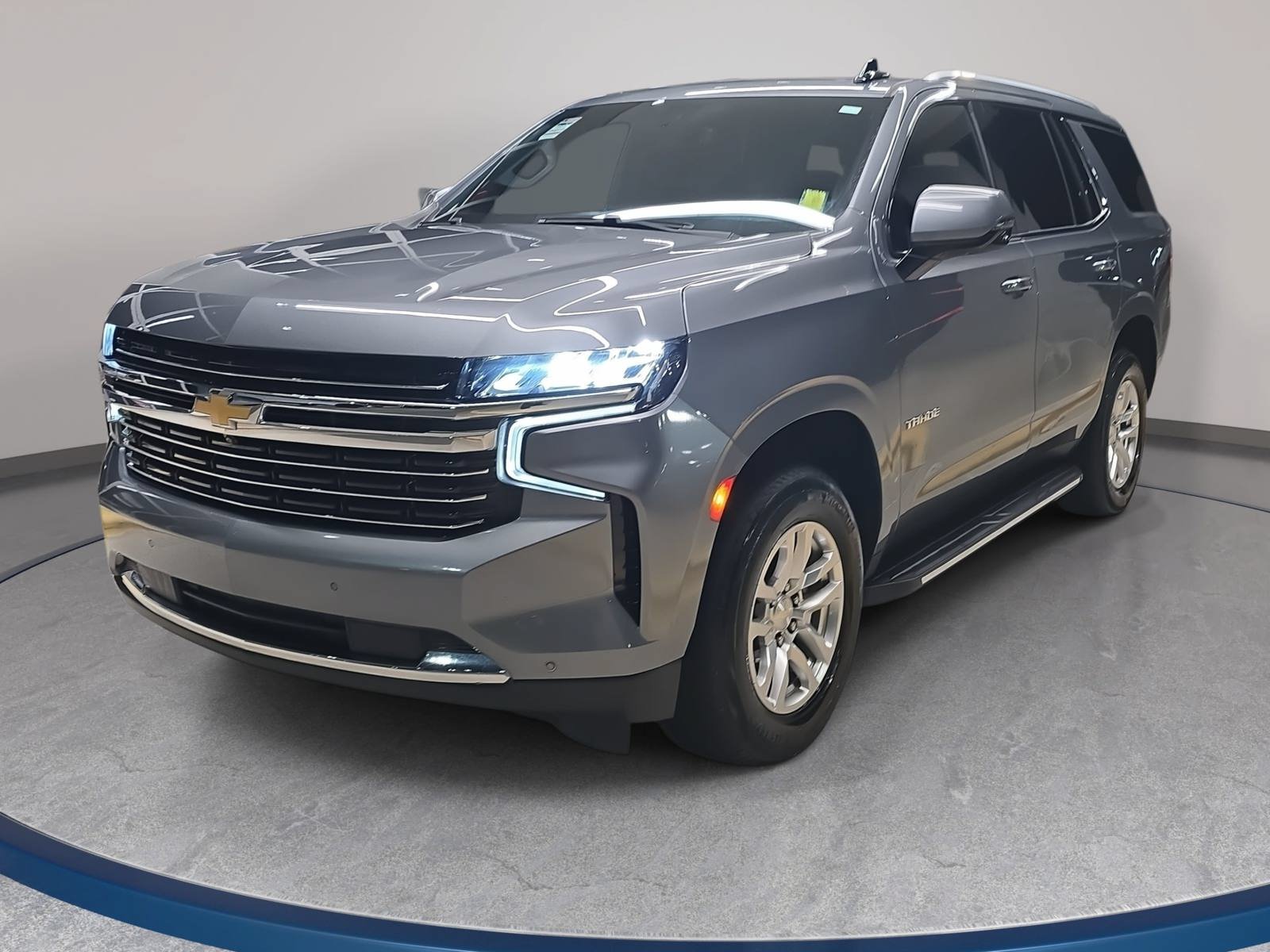 Used 2022 Chevrolet Tahoe LT w/ Luxury Package AWD/4WD image 1