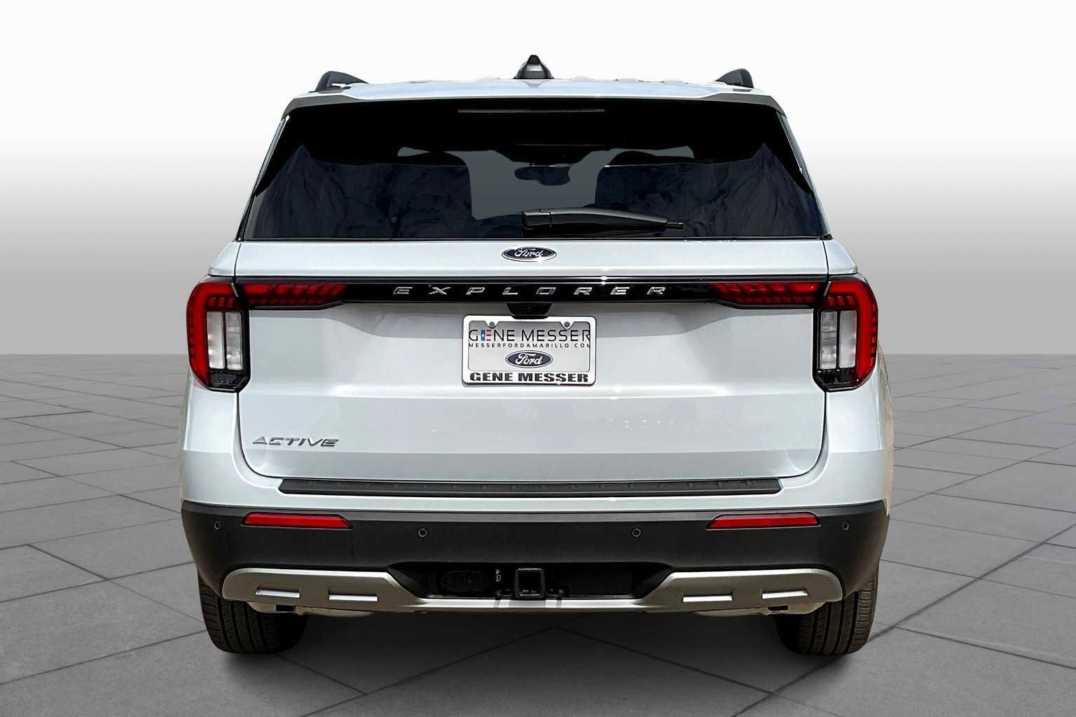 New 2025 Ford Explorer Active w/ Active Comfort Package image 4