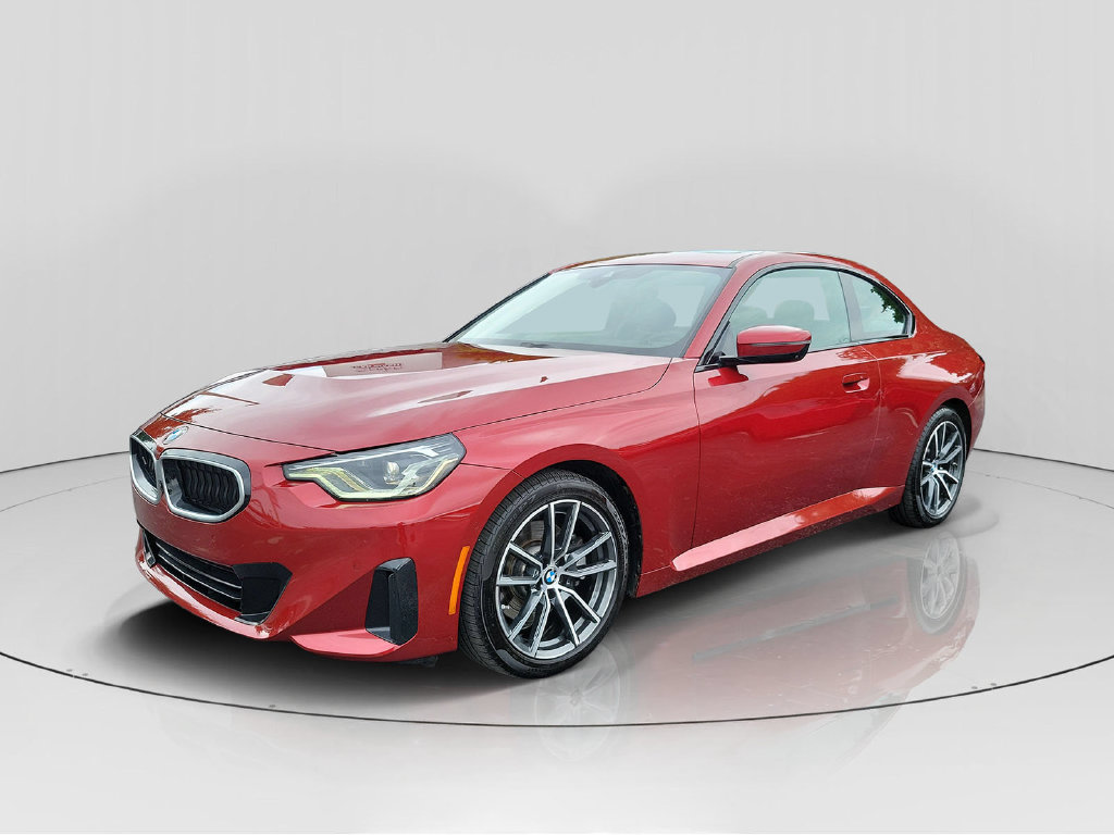 Used 2025 BMW 230i Coupe w/ Premium Package RWD image 3