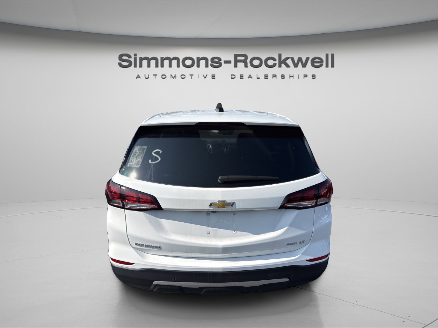 Used 2023 Chevrolet Equinox LT w/ LPO, Floor Liner Package image 25