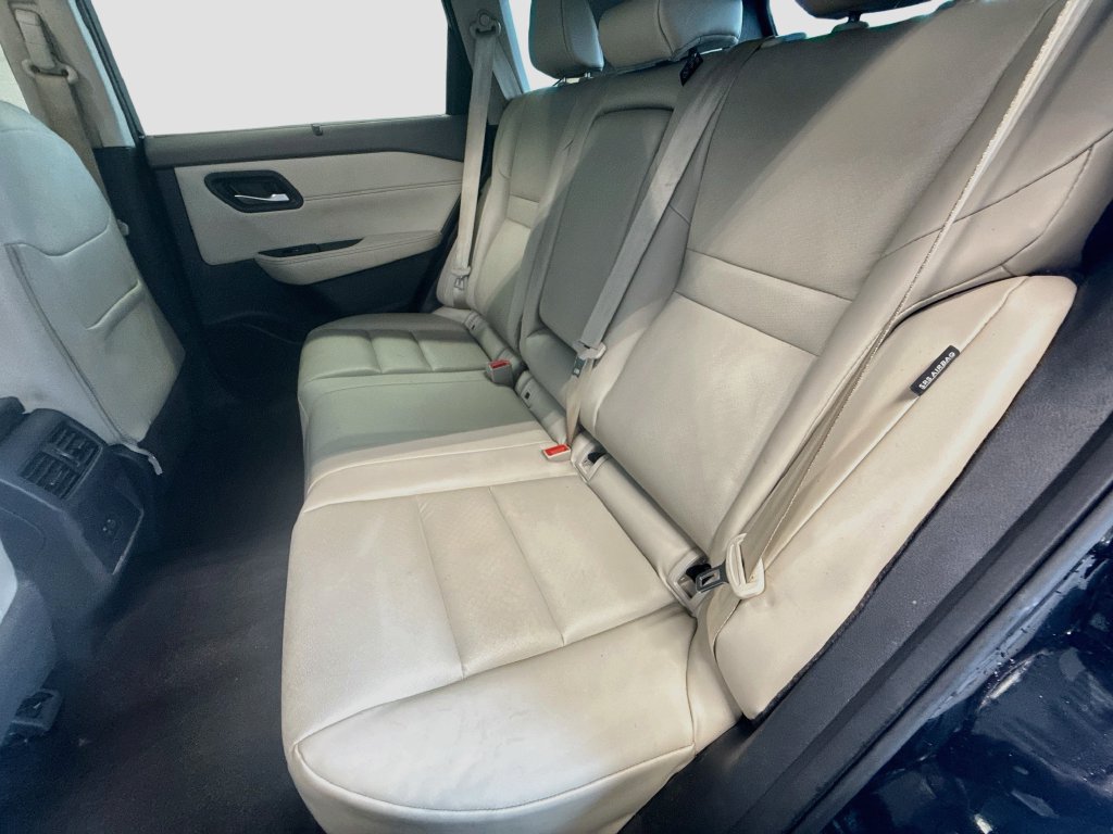 Used 2023 Nissan Rogue SV w/ SV Premium B Package FWD image 26