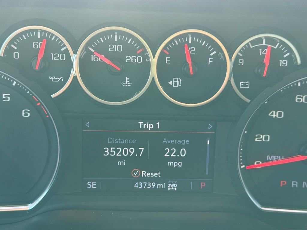 Used 2020 Chevrolet Silverado 1500 LT w/ Trailering Package image 5