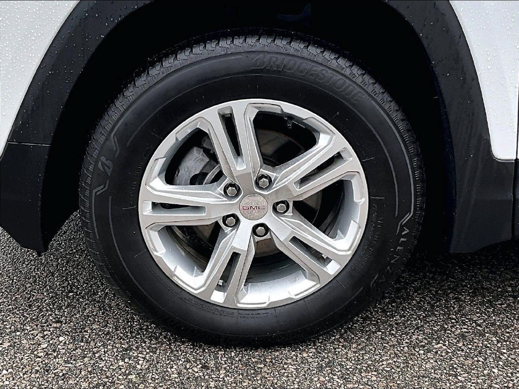 Used 2024 GMC Terrain SLE AWD/4WD image 7