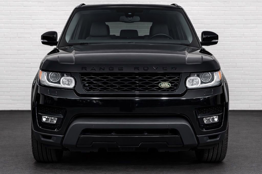 Used 2016 Land Rover Range Rover Sport SE image 2