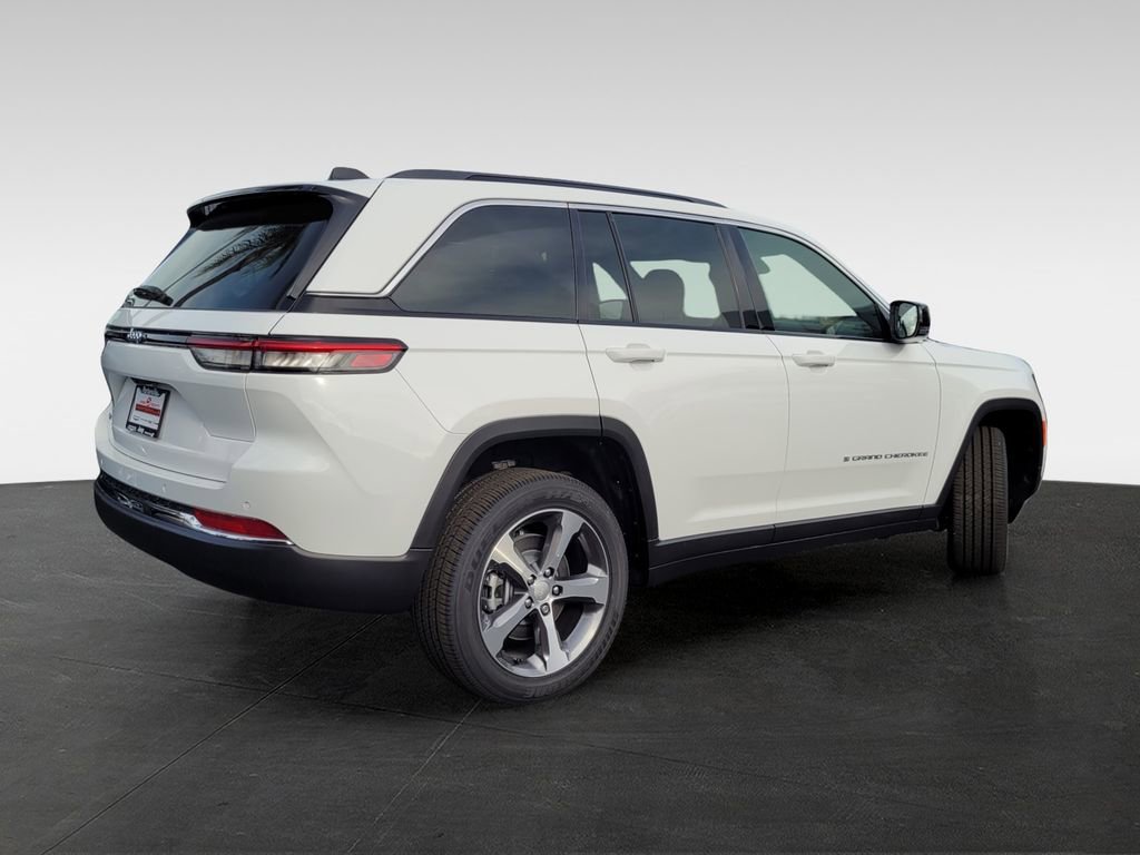 New 2024 Jeep Grand Cherokee Limited 4xe image 5