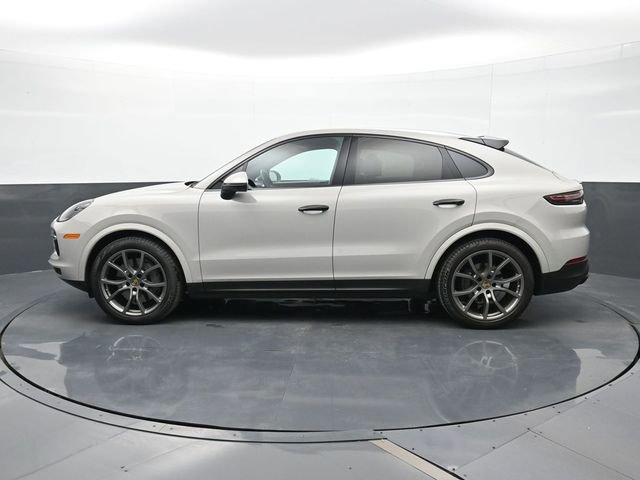 Certified 2022 Porsche Cayenne S image 2