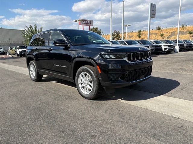 New 2026 Jeep Grand Cherokee 2WD image 9