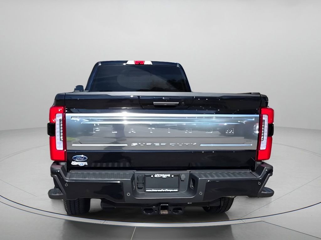 Used 2023 Ford F350 Platinum image 23