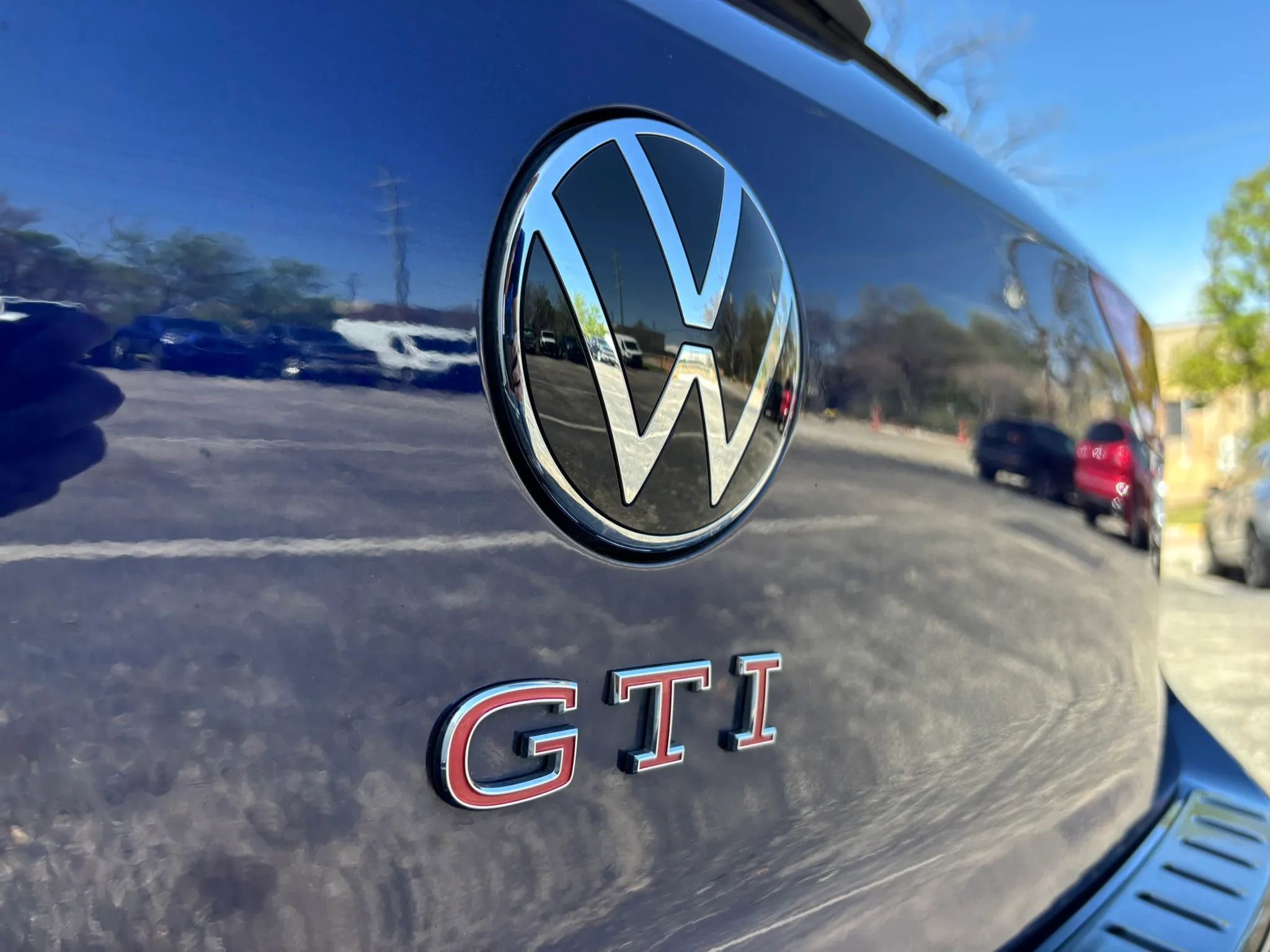 Used 2022 Volkswagen GTI S FWD image 15