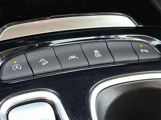 Used 2021 Buick Envision Essence w/ Technology Package I image 27