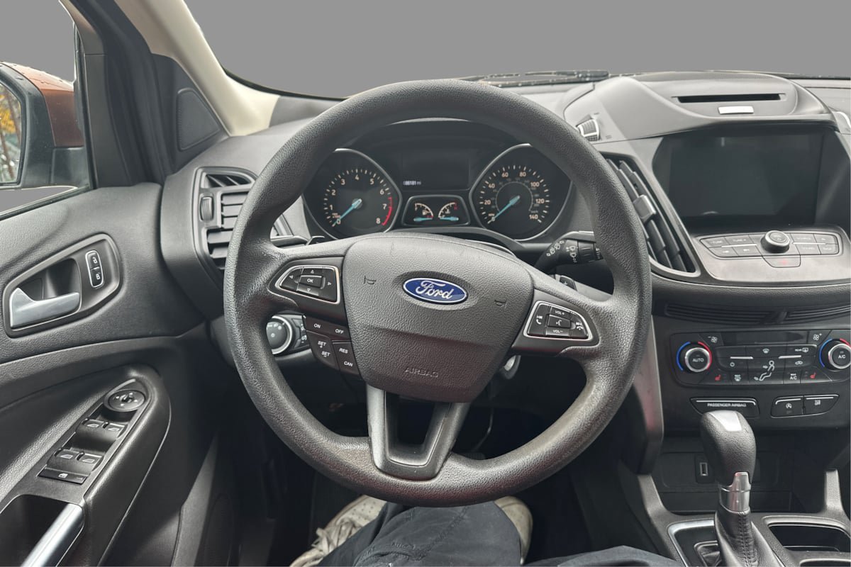 Used 2017 Ford Escape SE w/ Equipment Group 201A AWD/4WD image 24