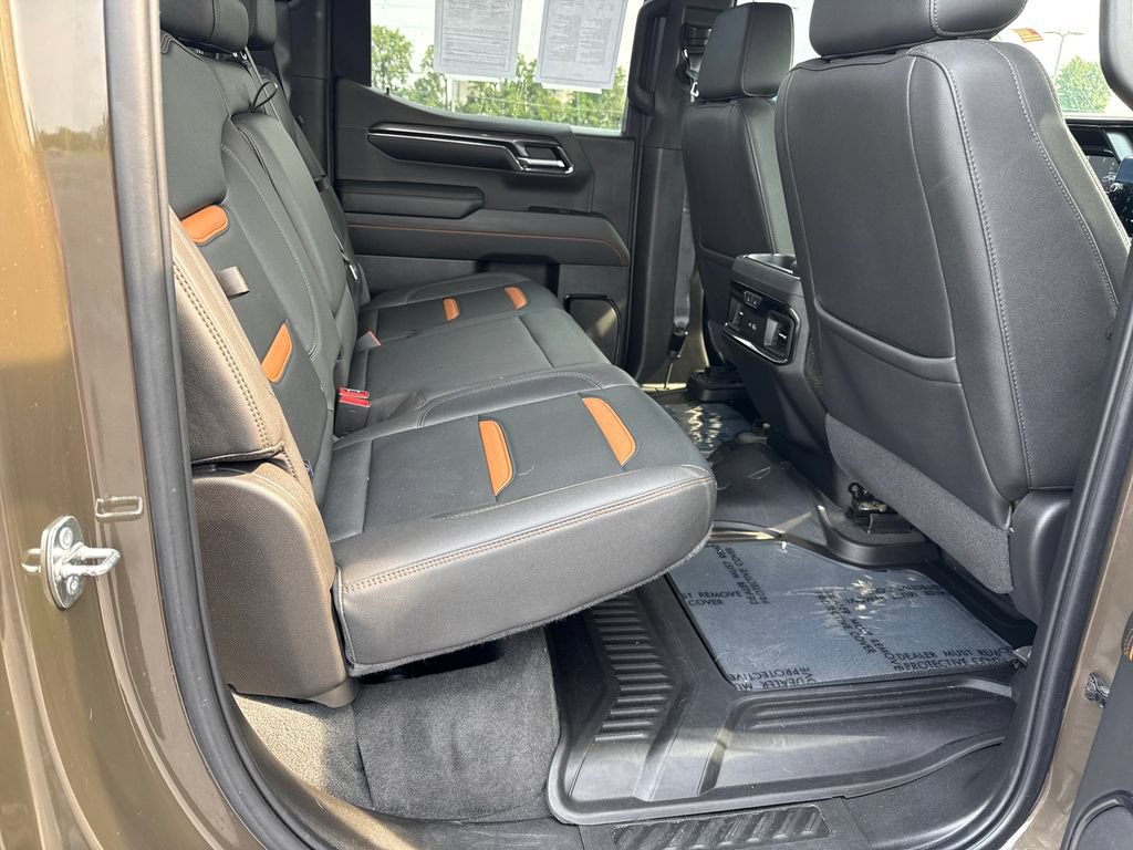 Used 2024 GMC Sierra 1500 AT4 AWD/4WD image 21