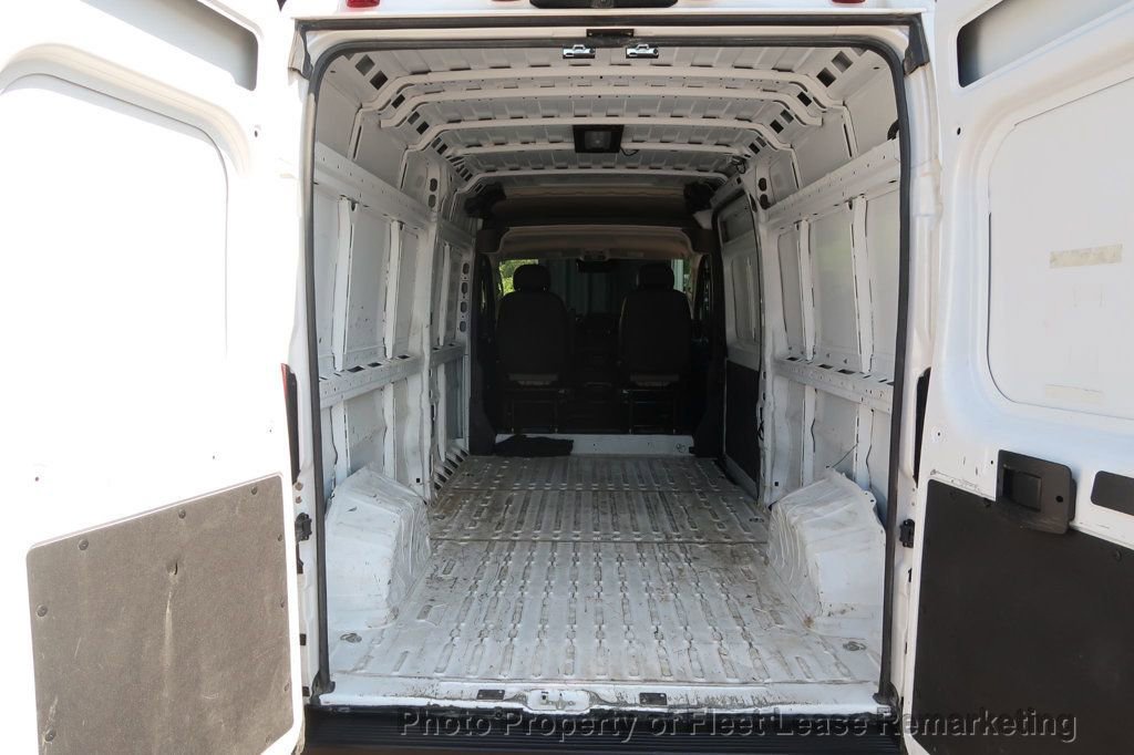 Used 2024 RAM ProMaster 2500 w/ Convenience Group FWD image 15