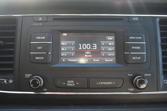 Used 2016 Kia Sedona LX w/ Option Group 020 image 26