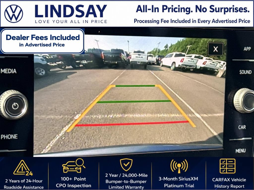 Certified 2025 Volkswagen Taos SE w/ Panoramic Sunroof Package AWD/4WD image 14