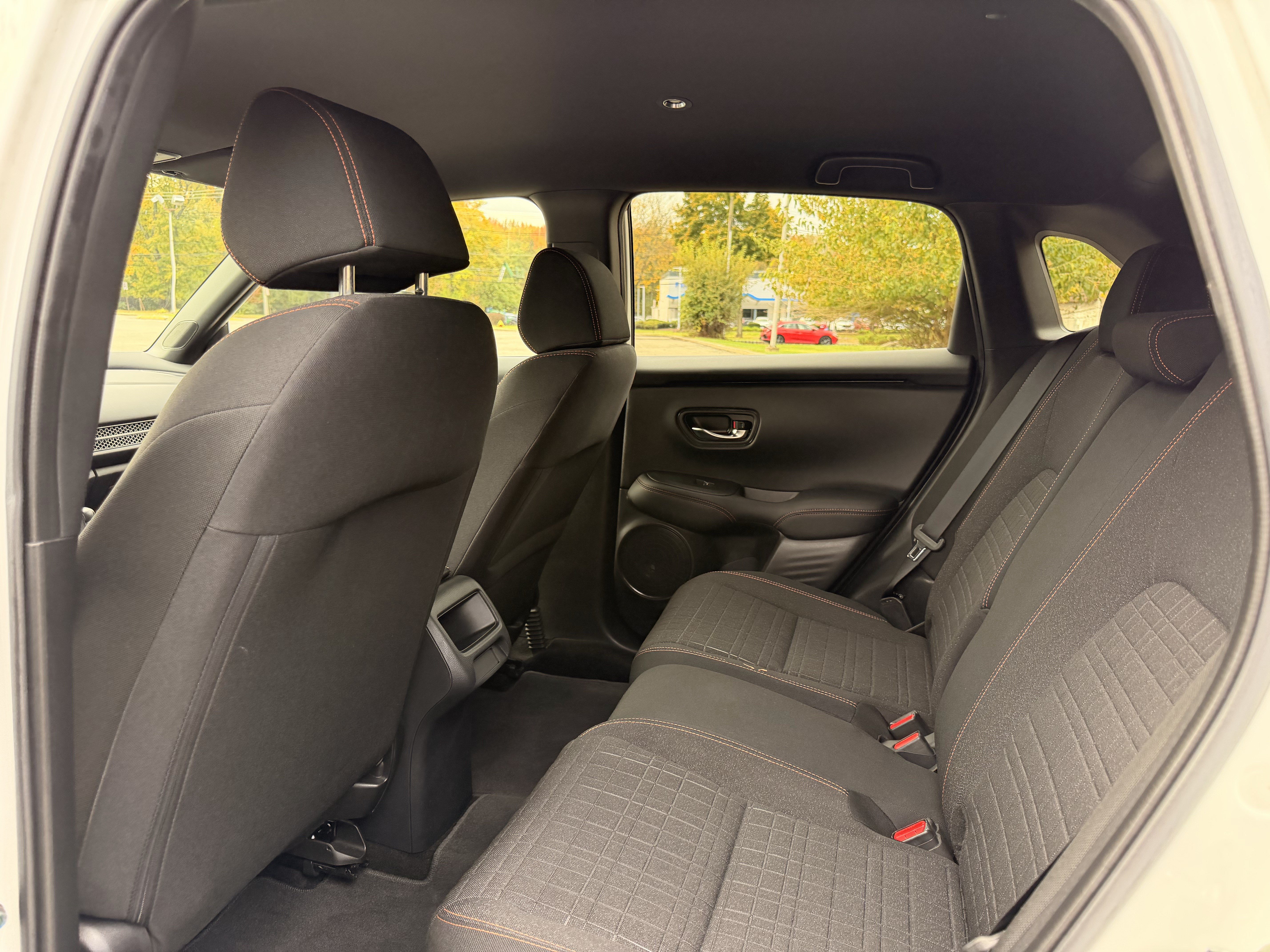 Used 2025 Honda HR-V Sport image 27