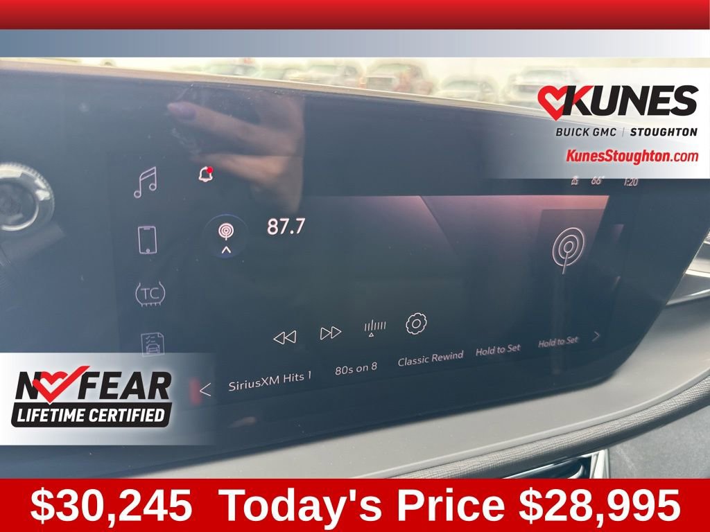 New 2026 Buick Envista Sport Touring w/ Convenience I Package FWD image 32