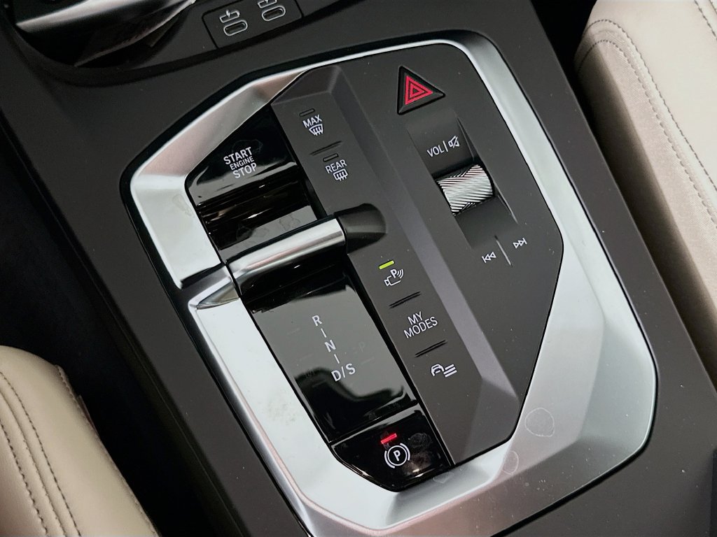 Used 2026 BMW 228i w/ Technology Package FWD image 15
