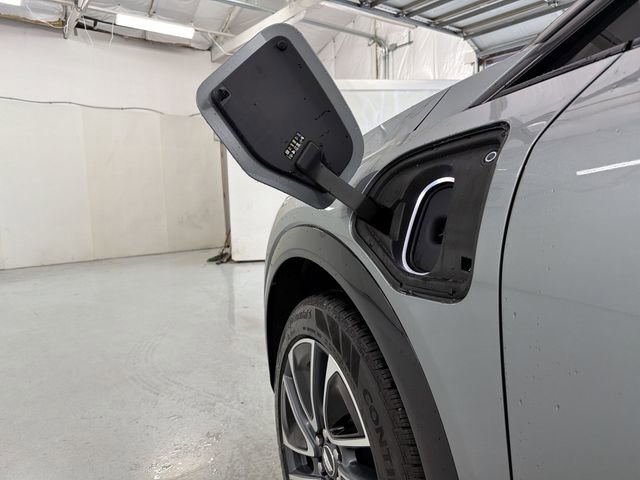 New 2026 Cadillac Optiq Sport 2 image 28