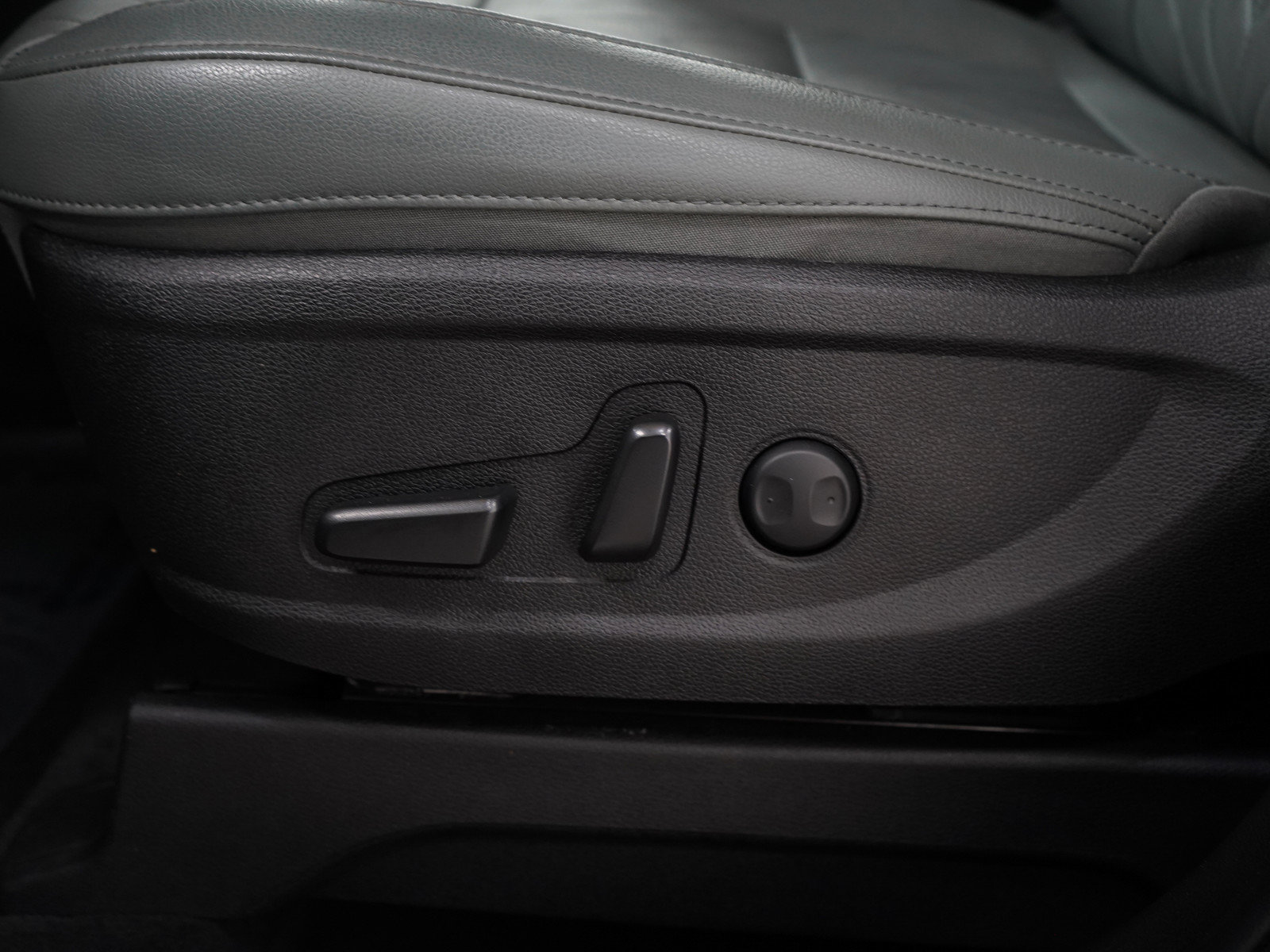 Used 2024 Kia Telluride EX X-Line AWD/4WD image 30
